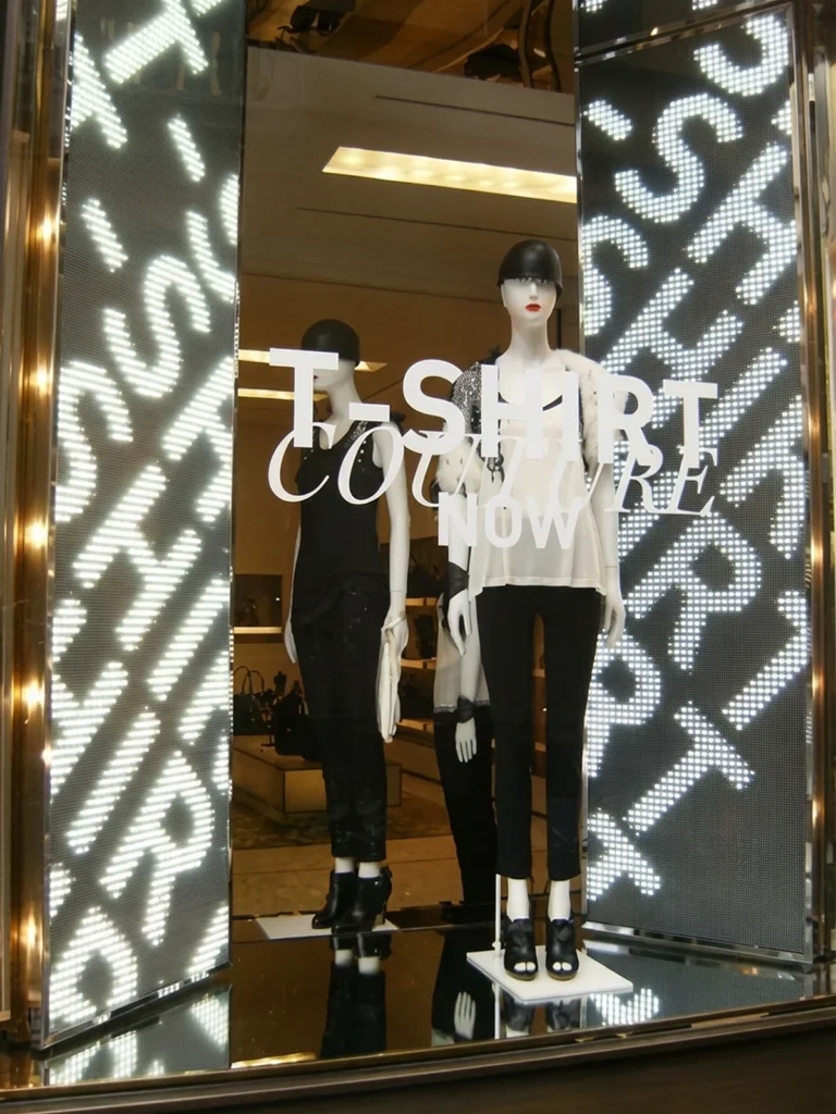 Kitchen-stories-Valentino-window-design-concept-t-shirt-couture-flagship