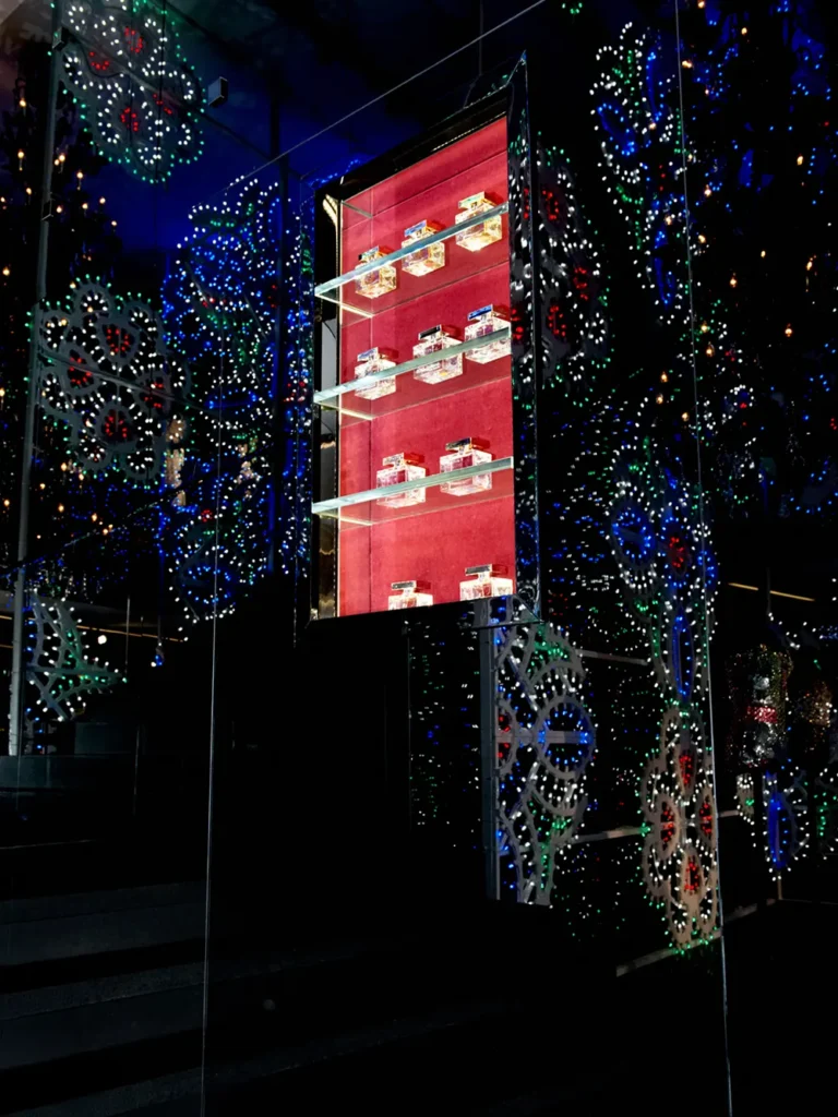 Kitchen_Stories-DolceGabbana-luminarie-concept-the_local_feast_in_store_installation